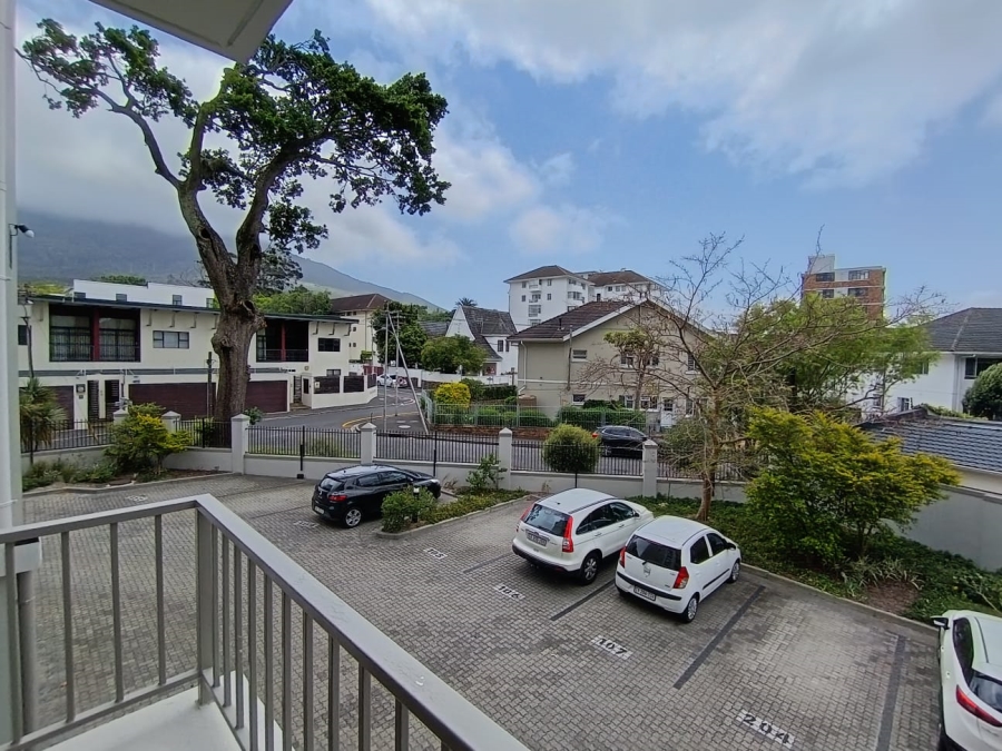 To Let 1 Bedroom Property for Rent in Rondebosch Western Cape